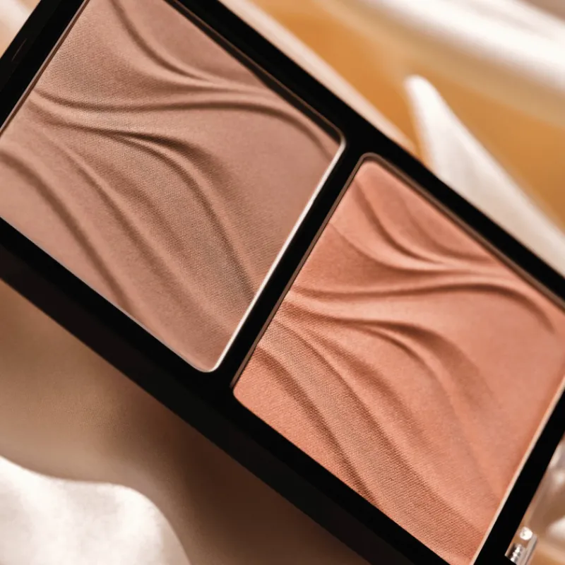 Online Butter Like Bronze & Contour Palette Polvos