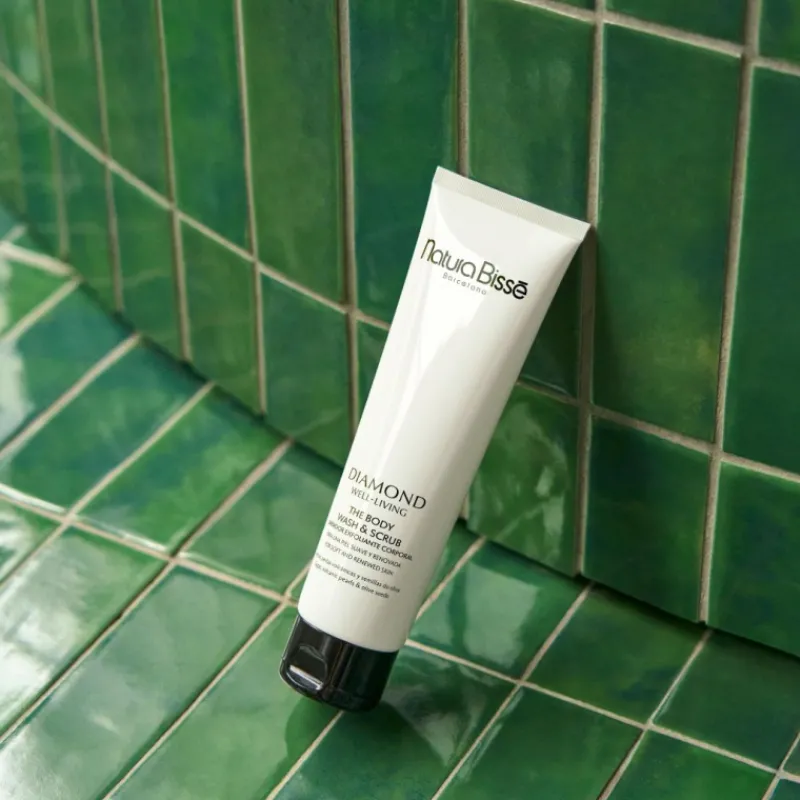 Sale Diamond Well-Living The Body Wash & Scrub Luminosidad|Cuidado Ocasional