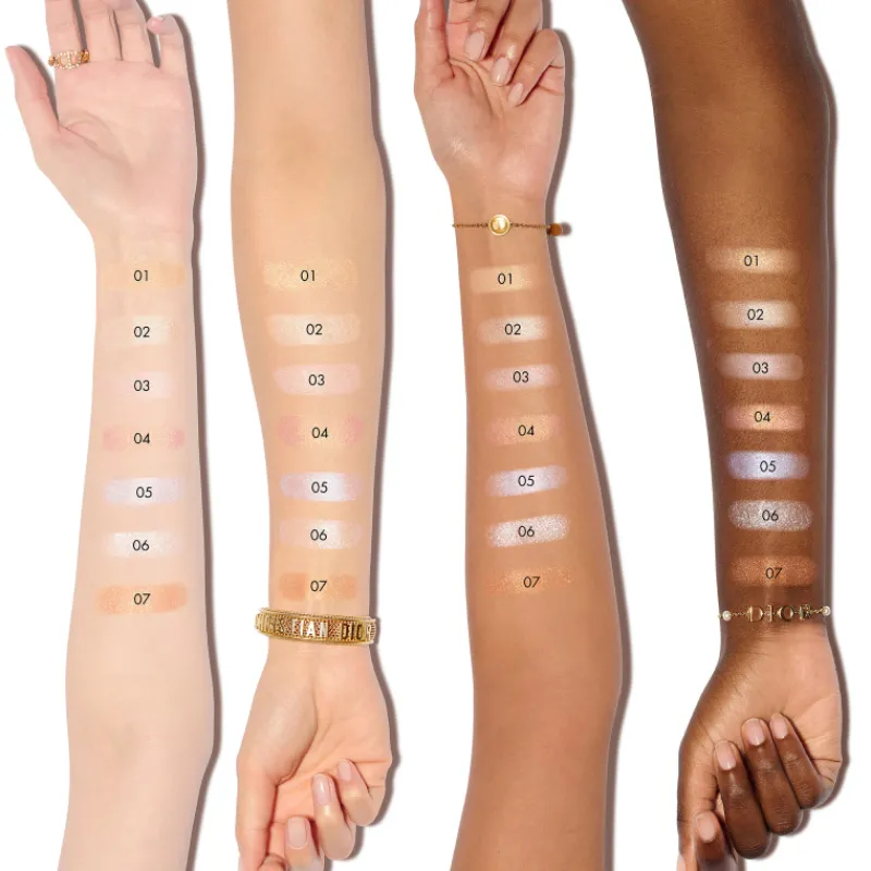 New FOREVER GLOW LUMINIZERIluminador infusionado con ácido hialurónico Iluminador & Corrector