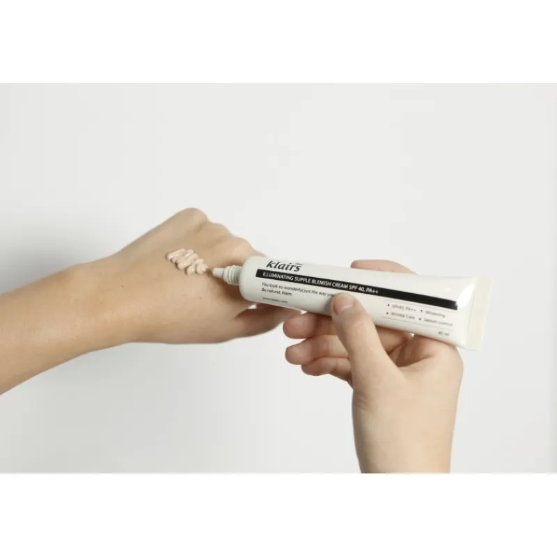 Discount ILLUMINATING SUPPLE BLEMISH CREAM SPF40 40ML Fondo De Maquillaje