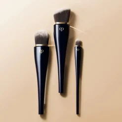 Best LIGHT COVERAGE FOUNDATION BRUSH Accesorios De Maquillaje