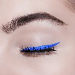 New LINER PINCEAU Eyeliner