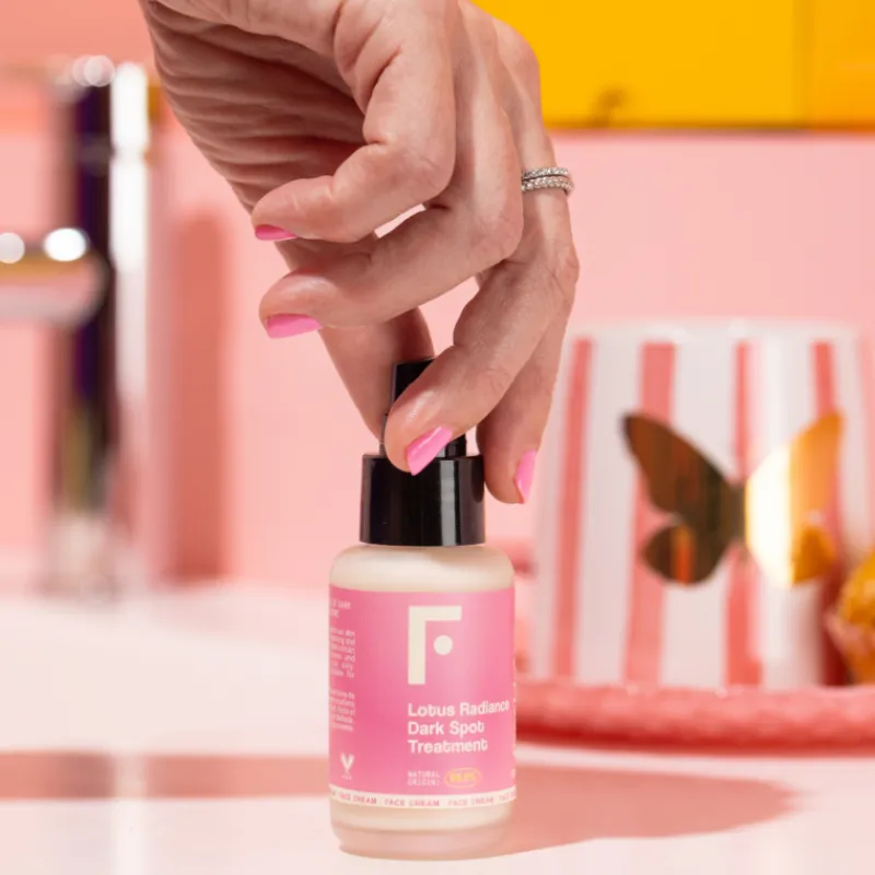 Hot Lotus Radiance Dark spot Treatment Luminosidad|Sensibilidad