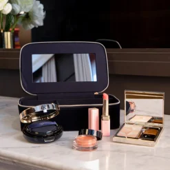 Hot Radiant Cushion Foundation Fondo De Maquillaje