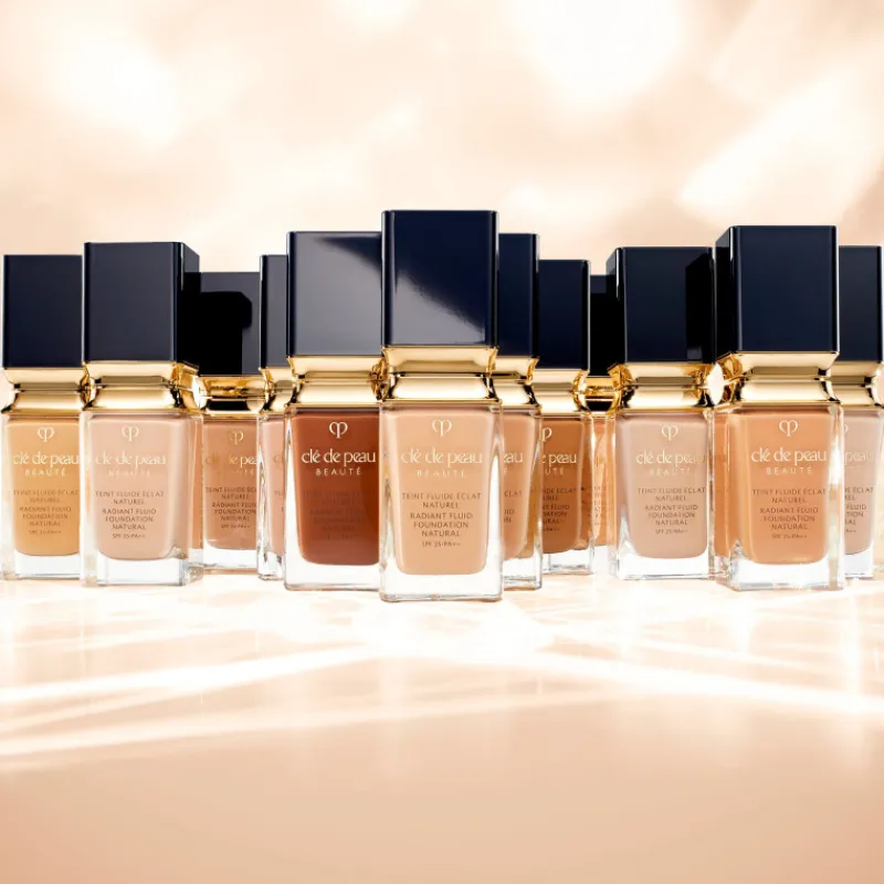 Hot Radiant Fluid Foundation Natural Fondo De Maquillaje