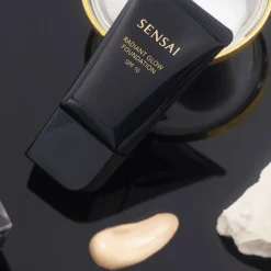 Best Radiant Glow Foundation Spf10 Fondo De Maquillaje