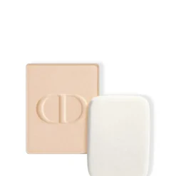 Sale RECARGA DE FONDO DE MAQUILLAJE COMPACTO CLEANLarga duración 24 horas - no transfiere - 90 % de ingredientes de origen natural Fondo De Maquillaje