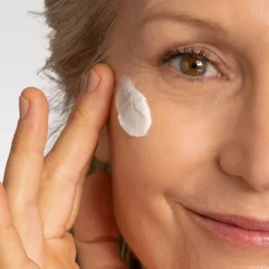 Clearance RENERGIE CREAM REFILL Niacinamida|Arrugas