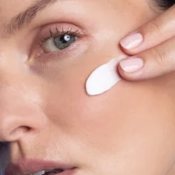 New RENERGIE ULTRA SPF20 Peptidos|Acido Hialurónico