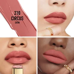 New ROUGE - EDICIÓN LIMITADABarra de labios couture - estuche dorado y barra grabada Barra De Labios