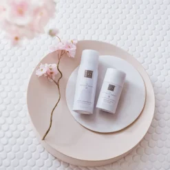 New SAKURA ANTI-PERSPIRANT SPRAY Mujer Tratamiento Corporal