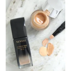 Outlet FOUNDATION GLOWING BASE Iluminador & Corrector|Base De Maquillaje